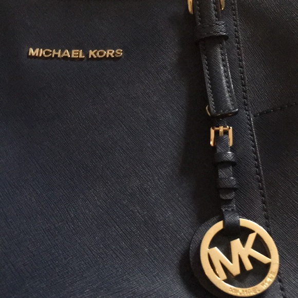 Michael Kora tote - Picture 4 of 4